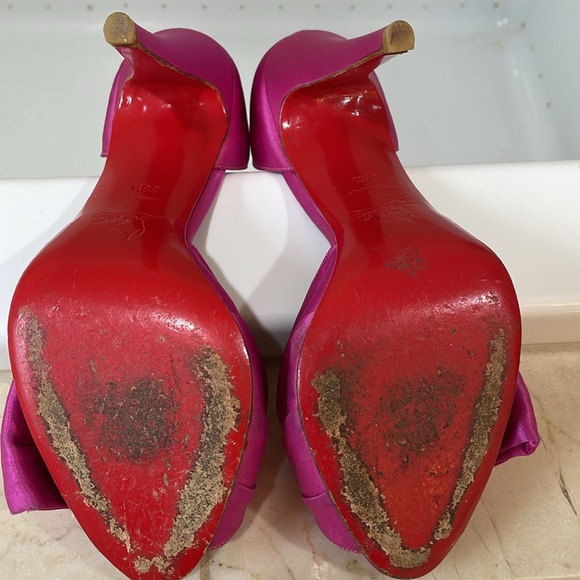 Fuschia Louboutin open toe heels - Picture 6 of 9